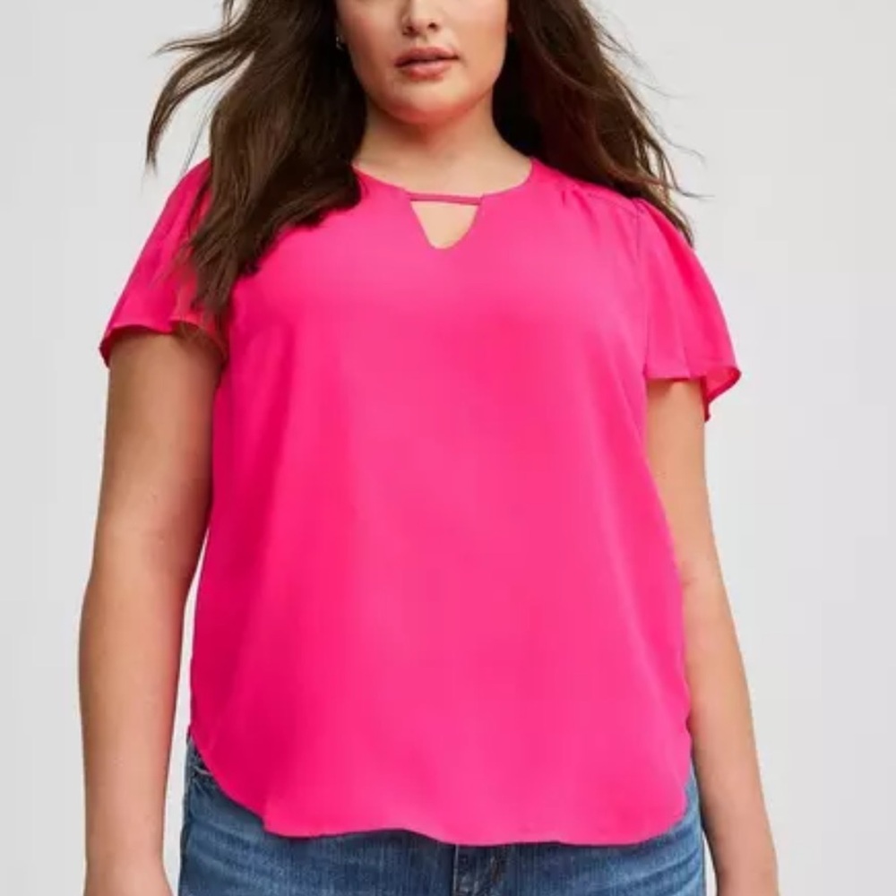 NWT Torrid Pink Top
